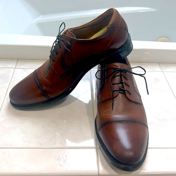 Florsheim Men’s Chicago Cap Toe Oxford Shoe in Scotch Color Leather size 9D. EUC - Picture 1 of 12